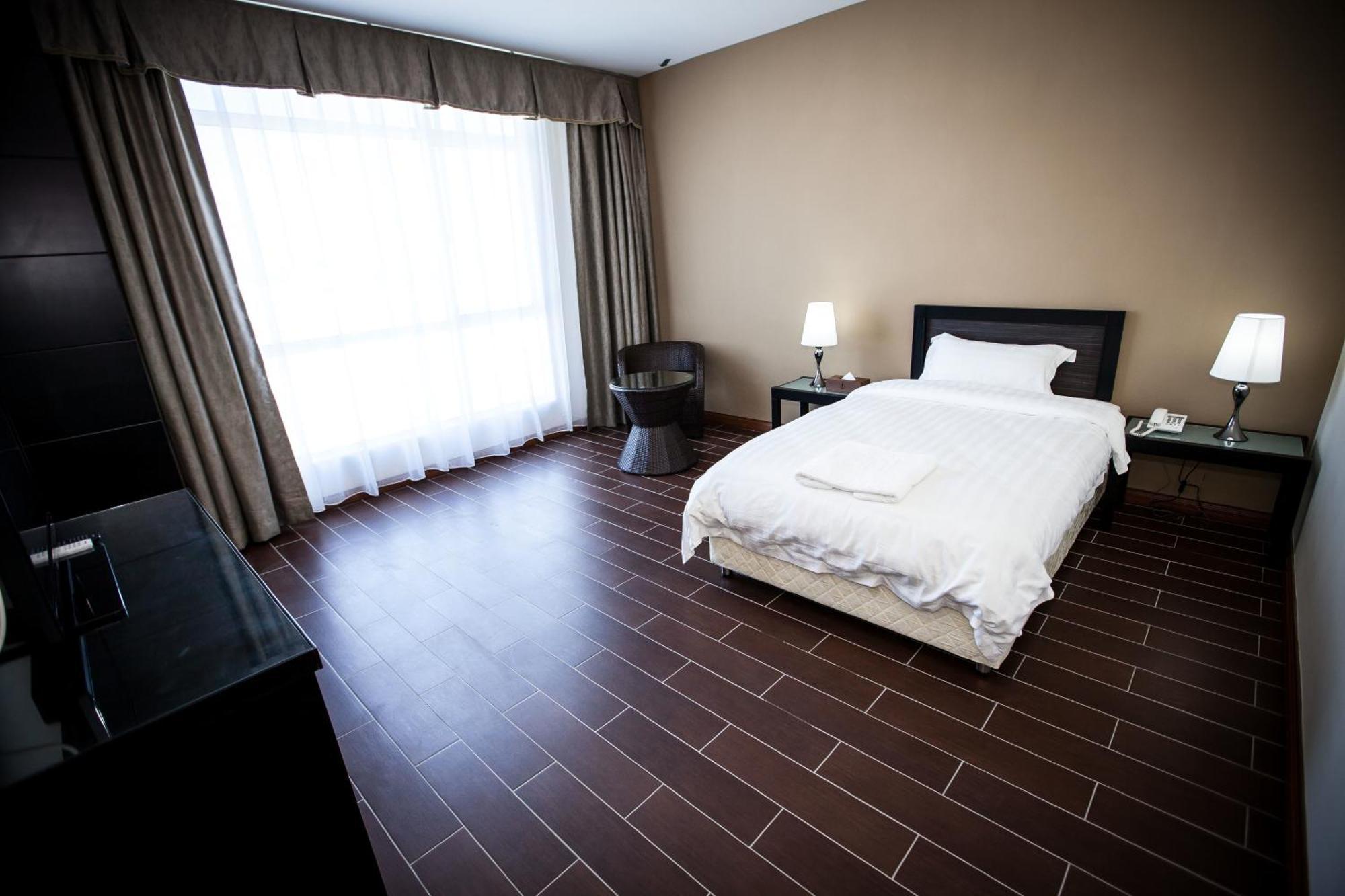 Putatan Platinum Hotel Kota Kinabalu Pokoj fotografie