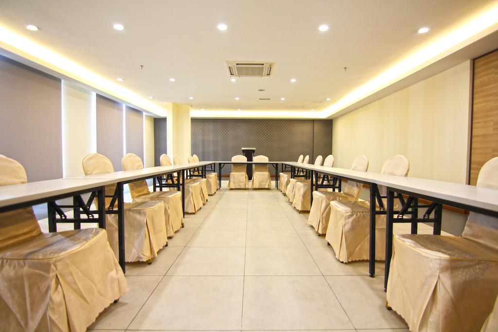 Putatan Platinum Hotel Kota Kinabalu Exteriér fotografie
