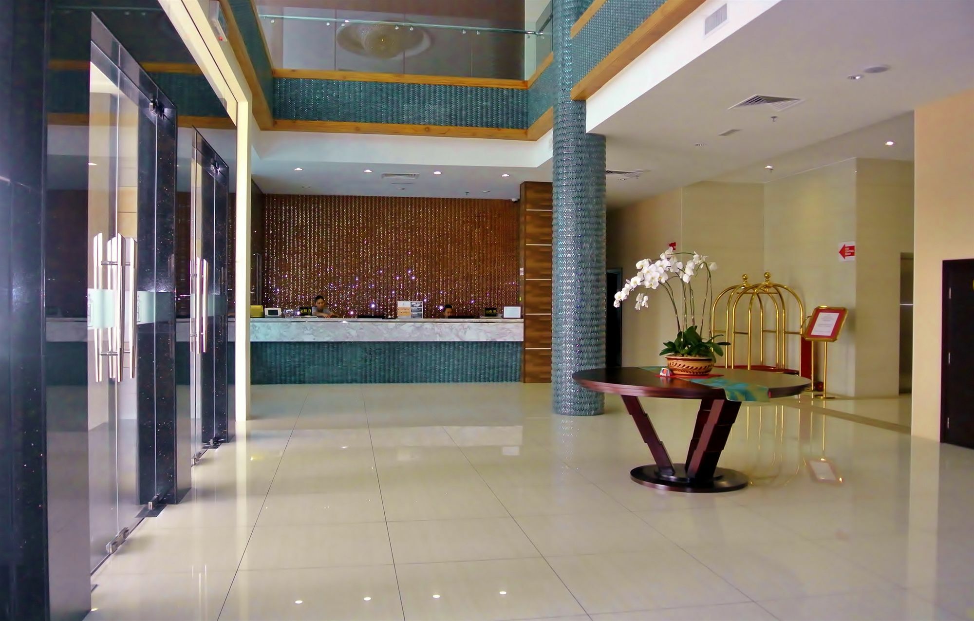 Putatan Platinum Hotel Kota Kinabalu Exteriér fotografie